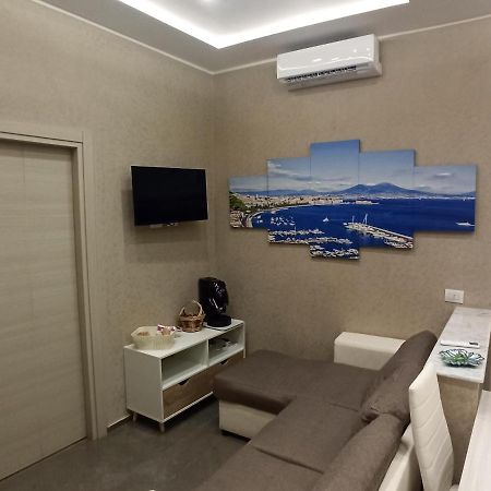 شقة A Casa E Annarell نابولي المظهر الخارجي الصورة